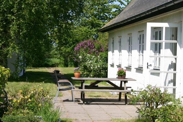 Holmehuset Bed & Breakfast Kalundborg Buitenkant foto