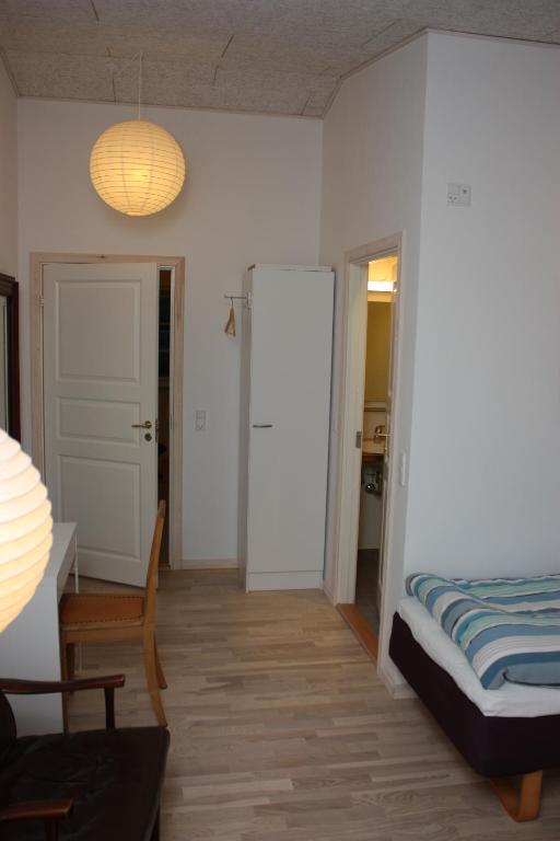 Holmehuset Bed & Breakfast Kalundborg Kamer foto